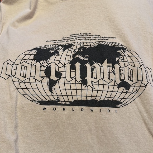 PrettyLittleThing Tan Corruption Graphic Oversized Short Sleeve T Shirt Small - Picture 6 of 7